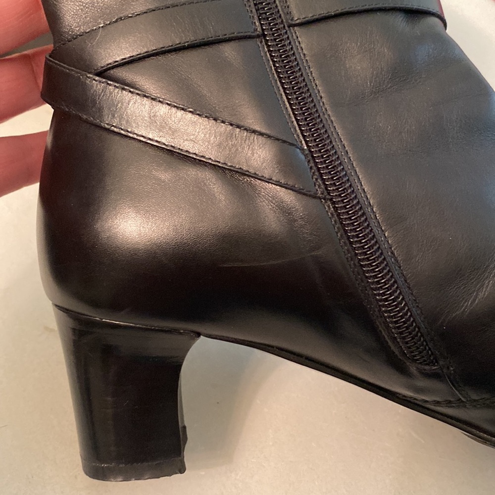 Salvatore Ferragamo Black Leather Mid-Calf Heeled Boots 8.5 - Picture 7 of 16